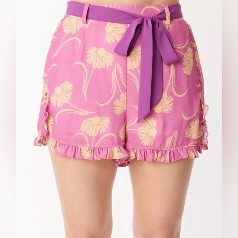 SMILEY x UNIQUE VINTAGE Pink Floral Belted Shorts NWT